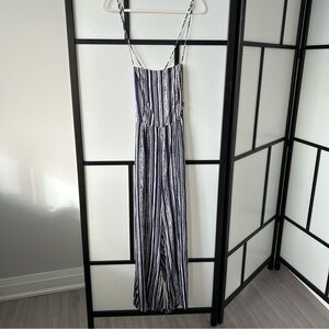[M] F21 Navy Blue & White Pattern Sexy Tie String Cross Back Wide Leg Jumpsuit